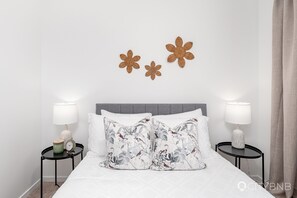 4 chambres, fer et planche à repasser, Wi-Fi, draps fournis