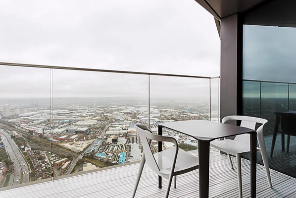 Exterior - Icon Tower Flat IX (London)