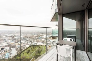 Exterior - Icon Tower Flat IX (London)