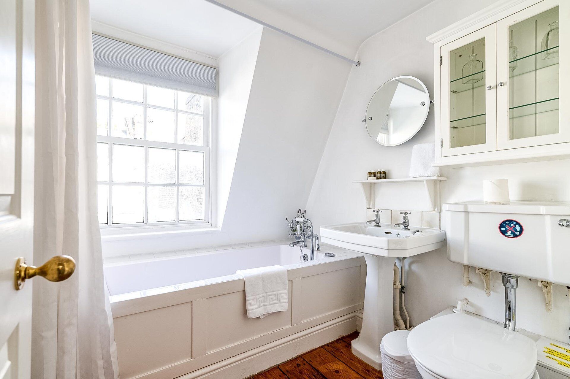 Apartment | Bathroom