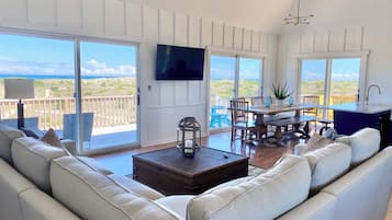 Smart-tv, videospelletjes, een dvd-speler en een stereo