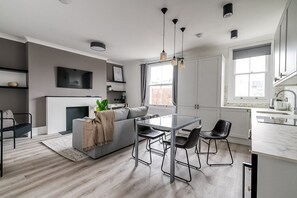 Apartment | Living room - Little Venice Luxury Apartment (London)