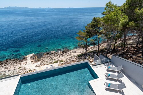 Fabulous Villa Sansarea with a pool near the sea, sea view, family, stylish