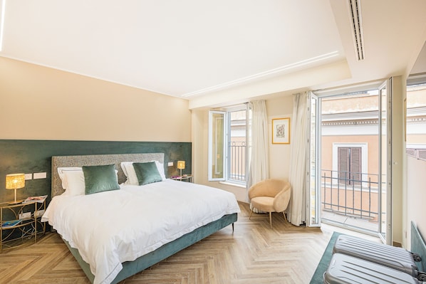 4 sovrum, värdeförvaringsskåp på rummet och strykjärn/strykbräda