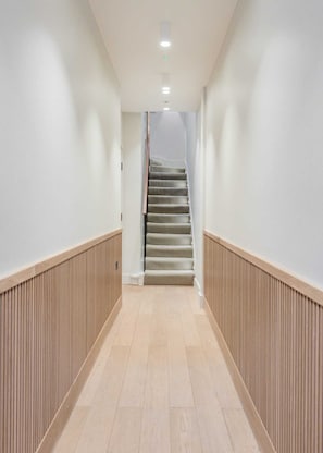 Basic Apartment | Interior