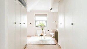 Basic Apartment | Interior - Notting Hill Gate Residence VI (London)