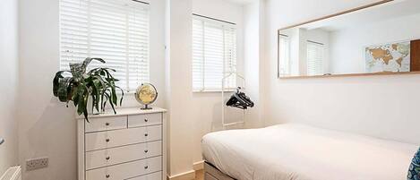 Apartment | 3 bedrooms, free WiFi