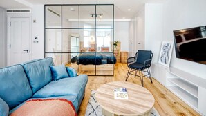 Basic Apartment | Living area - Coleherne Road Residence I (London)