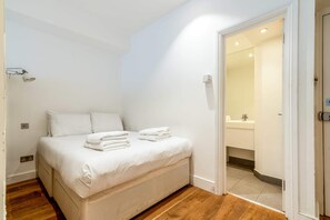 Appartement | 1 chambre, espace de travail pour ordinateur portable, draps fournis