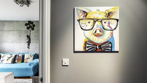 Basic Apartment | Interior - Modern 2-bed Flat, Bethnal Green (London)