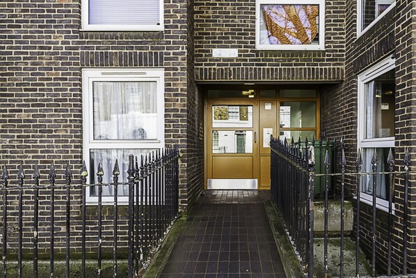Exterior - Cosy Angel Flat: Tube Nearby, Stunning Views! (London)