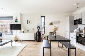 Basic Apartment | Living area | TV - Cosy 2-bed Flat in Vibrant Acton! (London)