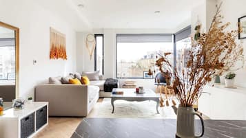 Basic Apartment | Interior