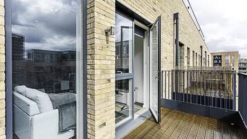 Basic Apartment | Exterior