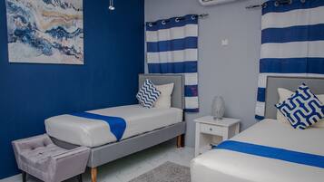 3 bedrooms, iron/ironing board, WiFi, bed sheets