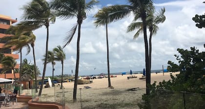Oceanfront Studio! Step from your door to the beach! Your own private entrance!