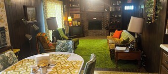 Groovy 1970s Home in central Indiana with basement full of entertainment!