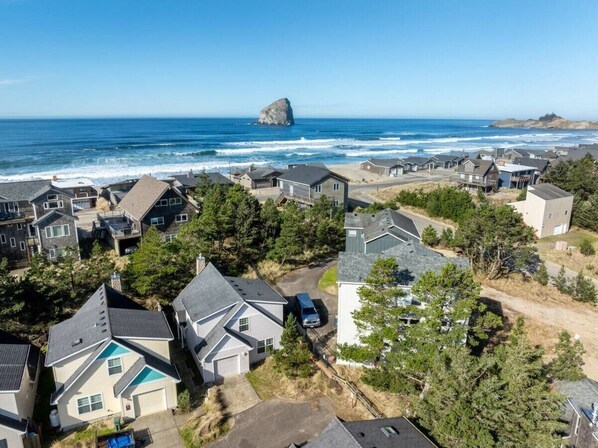 Aerial view - Beach Nest in beautiful Pacific City (Cloverdale)