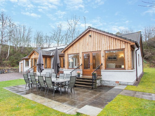 5 bedroom accommodation in Nethy Bridge