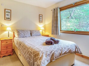 5 soverom, wi-fi (inkludert) og sengetøy