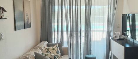 Apartment, 2 Schlafzimmer, Balkon, Gartenblick | Wohnzimmer