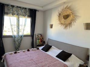 1 bedroom, WiFi, bed sheets