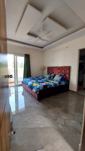 2 chambres, bureau, fer et planche à repasser, Wi-Fi gratuit