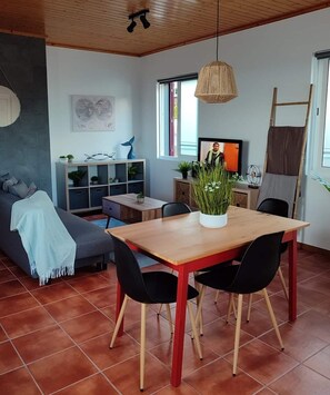 Interior - Mill House- Peak slabs (lages do pico)