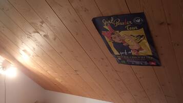 2 slaapkamers, een strijkplank/strijkijzer, wifi, beddengoed