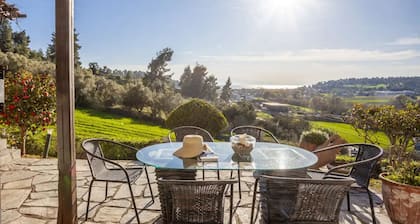 CAMELIA Elegant Cottage