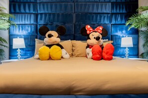 5 chambres, fer et planche à repasser, lit de bébé portatif, Wi-Fi