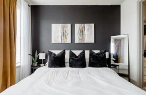 Room - Modern Buckhead condo (Atlanta)