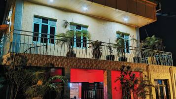 Bahagian luar