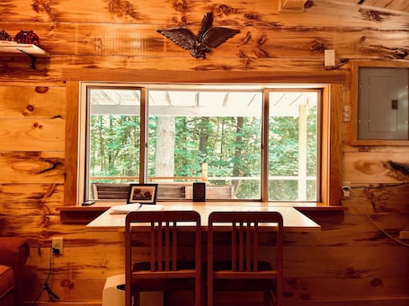 Interior. Unplug & Recharge at Whispering Pines Ringgold