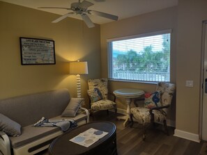 Smart TV, books - Harbour House Condo, Fireplace, Bay Views, Steps to Fort Myers Beach & Food (Fort Myers Beach)