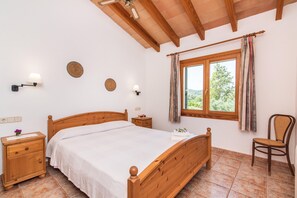 2 soverom, strykejern/-brett, wi-fi (inkludert) og sengetøy