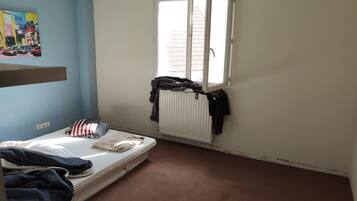 4 chambres, fer et planche Ă repasser, Wi-Fi, draps fournis