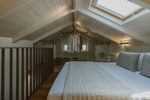 1 bedroom, in-room safe, iron/ironing board, free WiFi