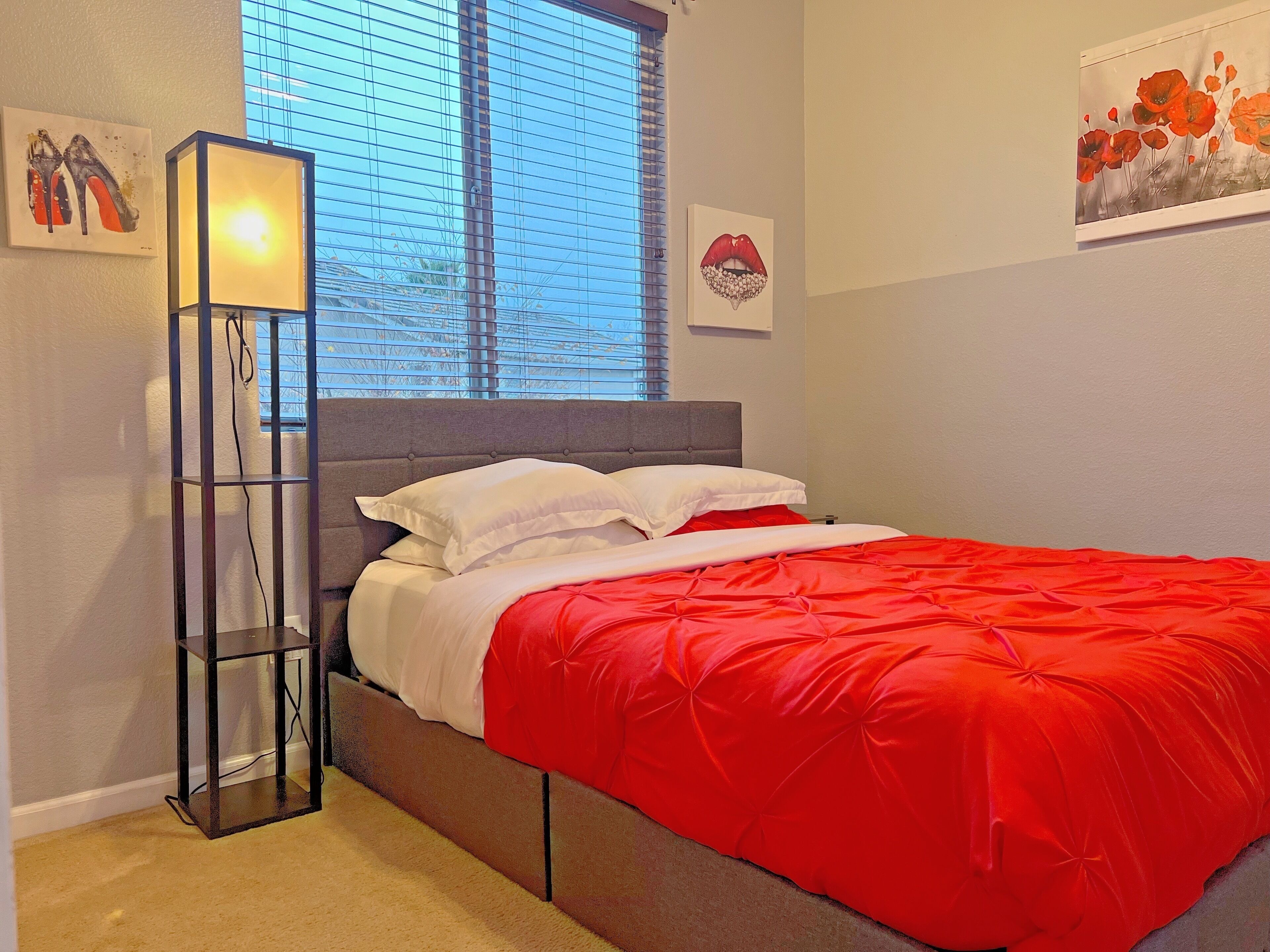 4 chambres, fer et planche à repasser, Wi-Fi gratuit, draps fournis