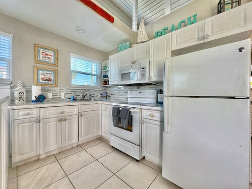 Beachfront Bliss with Direct Access