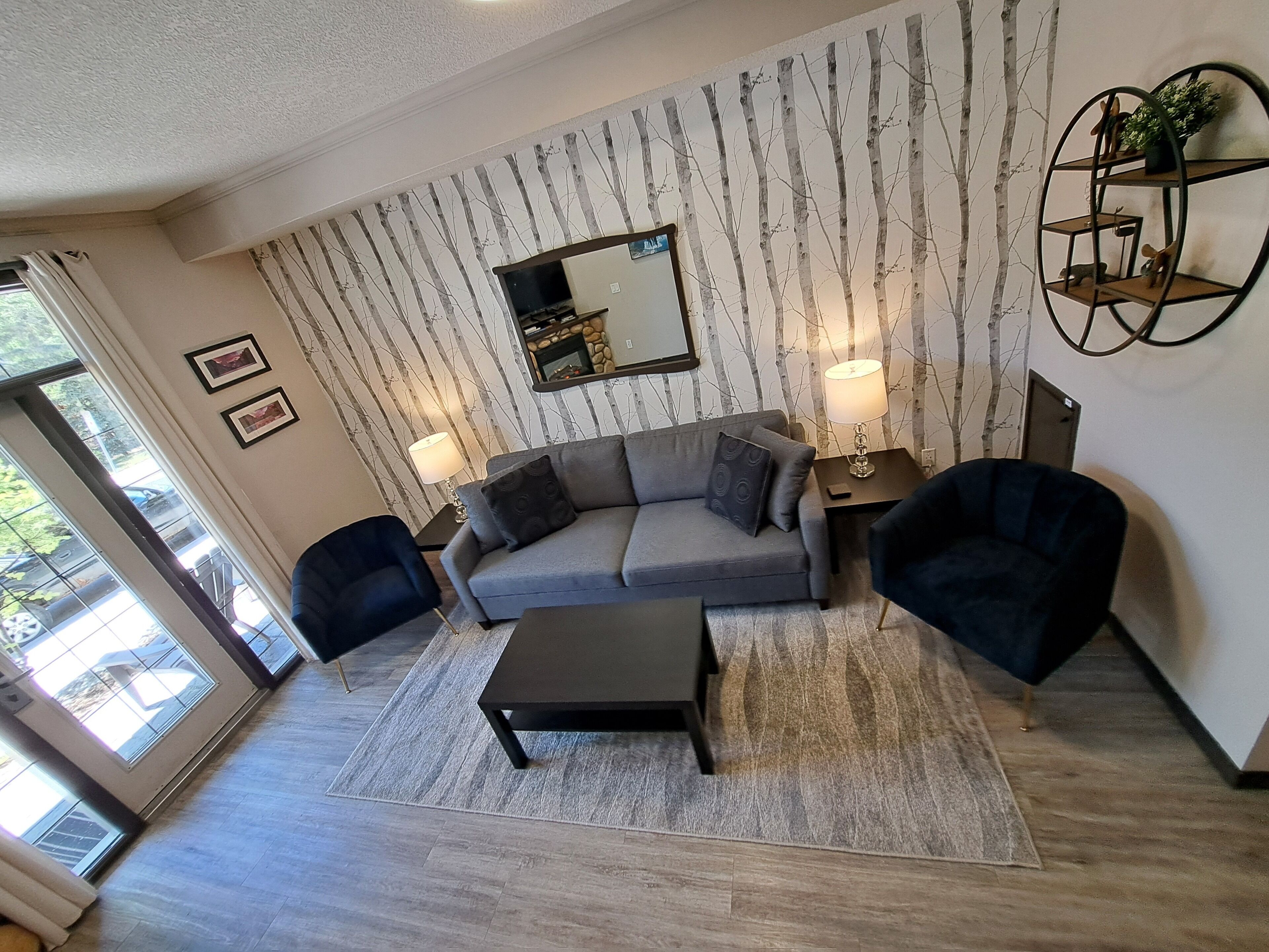 2 Bedroom/2 Bath-bunks, Heated Pool & Hot Tub, King Bed **Chalet** - Canmore