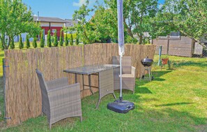 Outdoor dining - Ferienhaus Ostseebad Breege (Ostseebad Breege OT Ju)