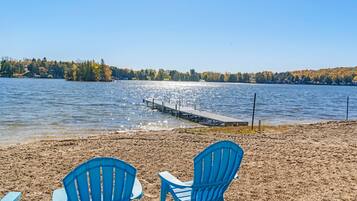 Sun-loungers, beach towels