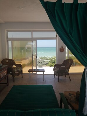 Interior - El Paraiso de Capitan Fernando Condominio 2 Sala Doble (Chelem)