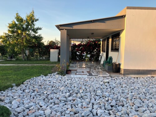 Modern F2_Farmhouse Nearby Etosha-National-Park.