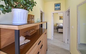 1 bedroom, in-room safe, free WiFi, bed sheets