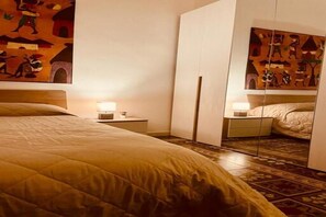 1 soverom, strykejern/-brett, wi-fi (inkludert) og sengetøy