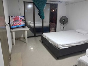 3 Schlafzimmer, Bügeleisen/Bügelbrett, kostenloses WLAN, Bettwäsche