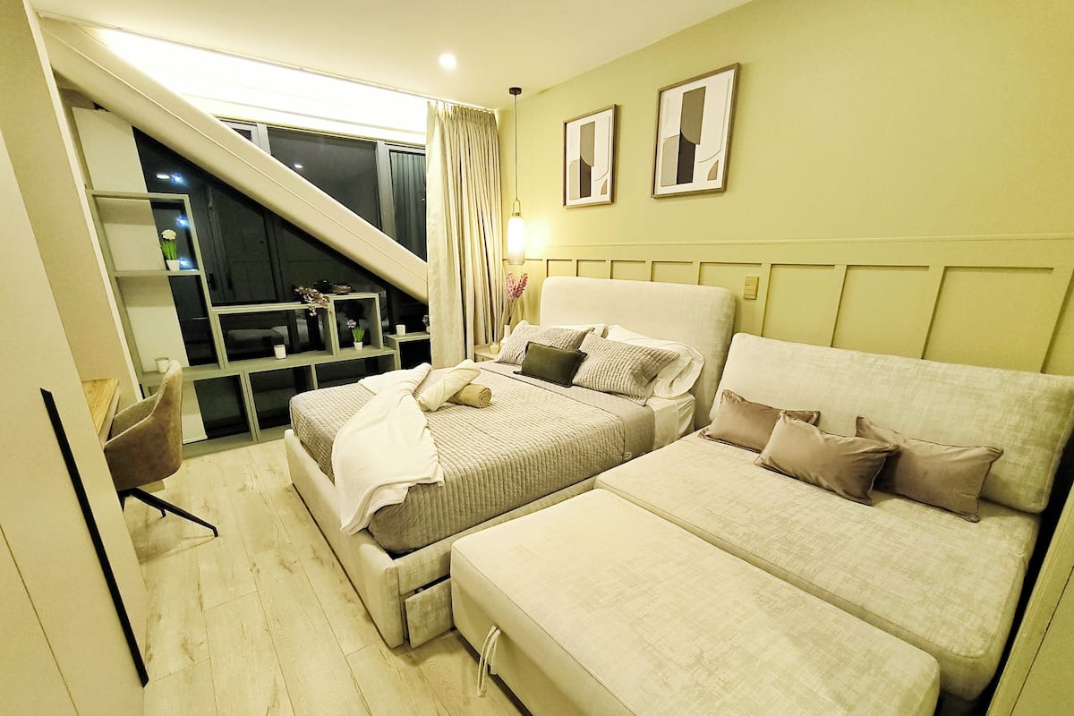 Exclusive Studio