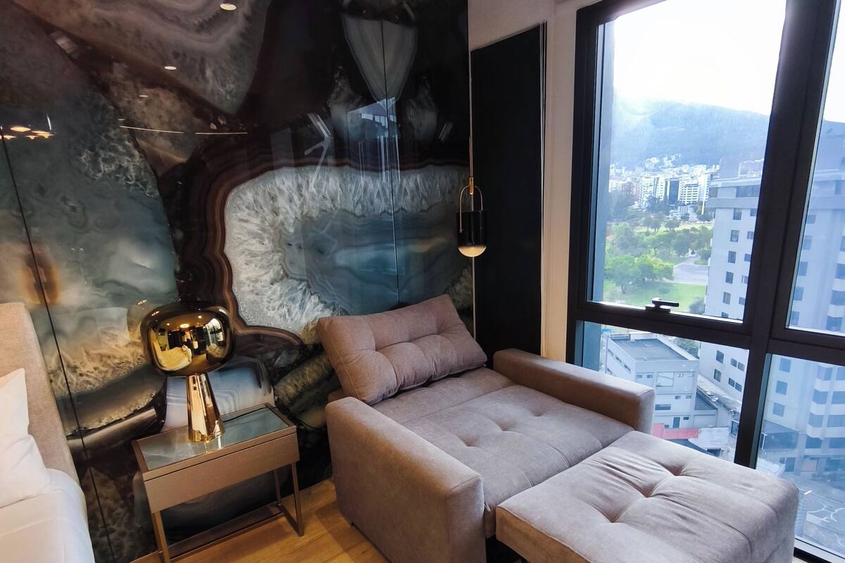 Comfort Studio, City View